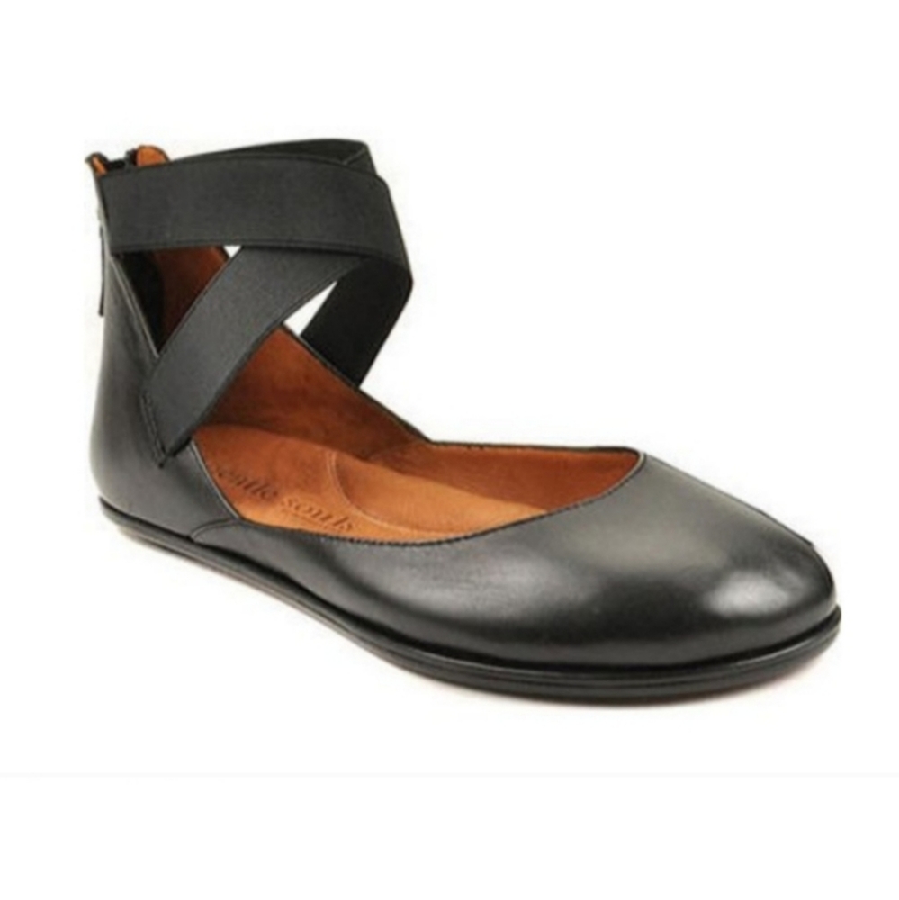 4/$25 Gentle Souls Unique Wrap Ballet Flats